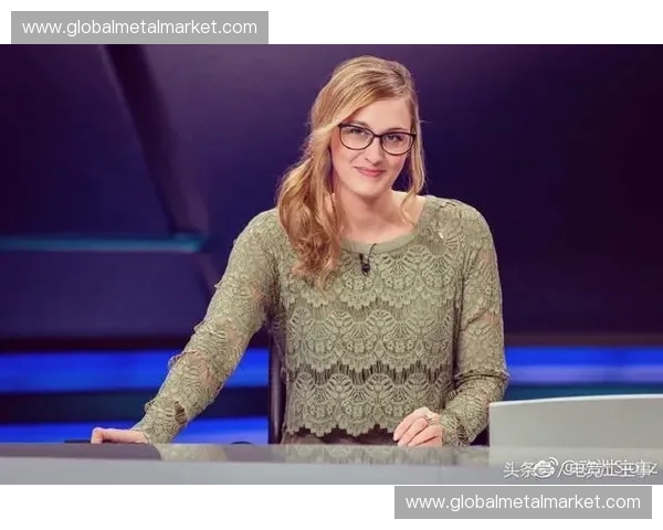 韩国LOL职业选手恩静荣获全场MVP助力战队夺冠展现非凡实力 韩国LOL职业选手恩静荣获全场MVP助力战队夺冠展现非凡实力